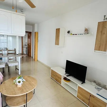 Cosy With Sea View En El Centro Cristianos Appartement